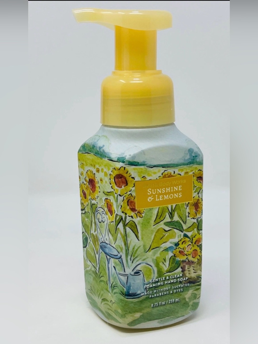 Bath & Body Works Sunshine & Lemons gentle and clean foaming hand soap